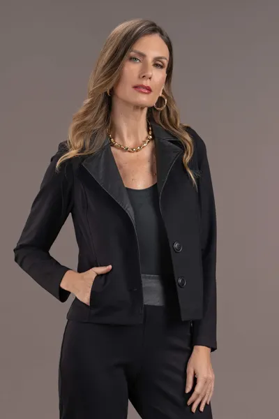 CASAQUETO COM GOLA EM PU PRETO MIRA VEST