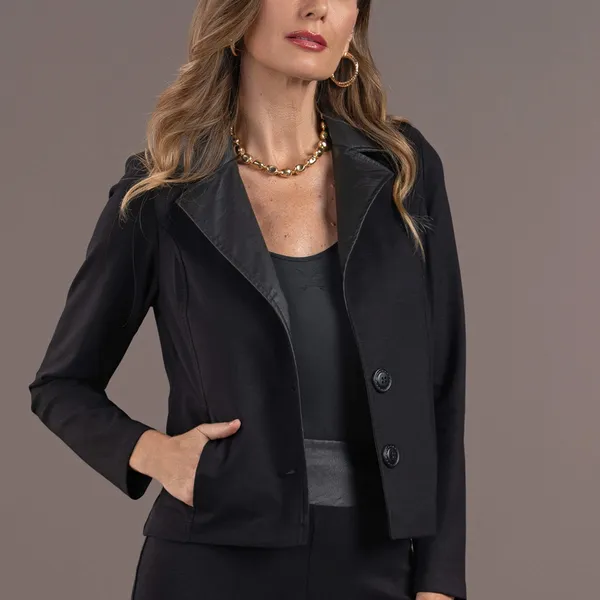 CASAQUETO COM GOLA EM PU PRETO MIRA VEST
