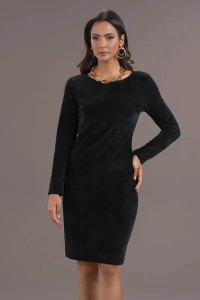 VESTIDO DECOTE CANOA VELUDO COTELÊ PRETO MIRA VEST VESTIDO DECOTE CANOA VELUDO COTELÊ PRETO MIRA VEST