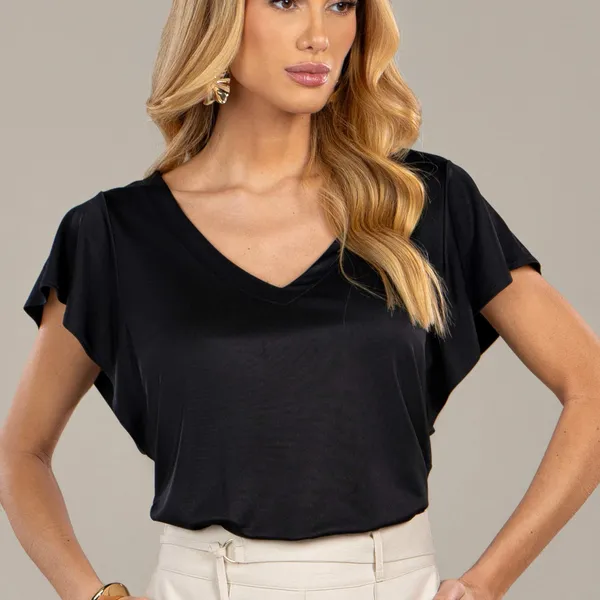 BLUSA MANGA CURTA DECOTE EM V PRETA MIRA VEST