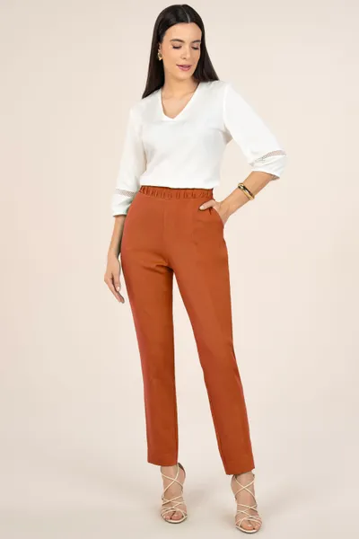 CALÇA SLIM EM ALFAIATARIA COM FORRO TERRACOTA MIRA CALÇA SLIM EM ALFAIATARIA COM FORRO TERRACOTA MIRA