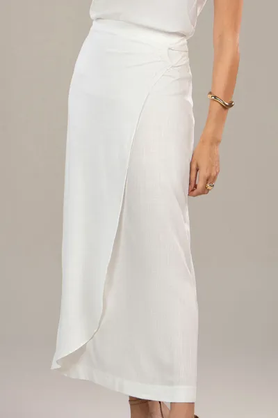 SAIA MIDI TRANSPASSADA COM ZÍPER OFF WHITE MIRA VE SAIA MIDI TRANSPASSADA COM ZÍPER OFF WHITE MIRA VE