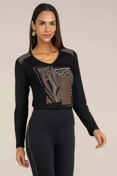 T-SHIRT COM RECORTE EM JACQUARD PRETO MIRA VEST