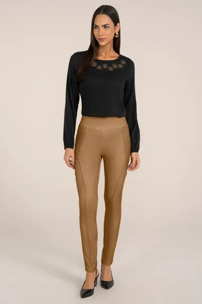 BLUSA MANGA LONGA EM VISCOLINHO PRETO MIRA VEST