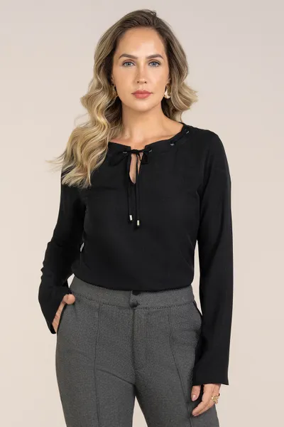 BLUSA COM LAÇO NO DECOTE PRETO MIRA VEST
