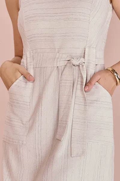 VESTIDO SEM MANGAS DECOTE CANOA NATURAL MIRA VEST