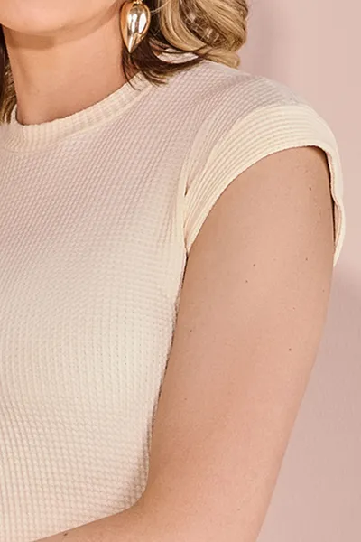 BLUSA TRICÔ COM DECOTE GOLA MANTEIGA MIRA VEST