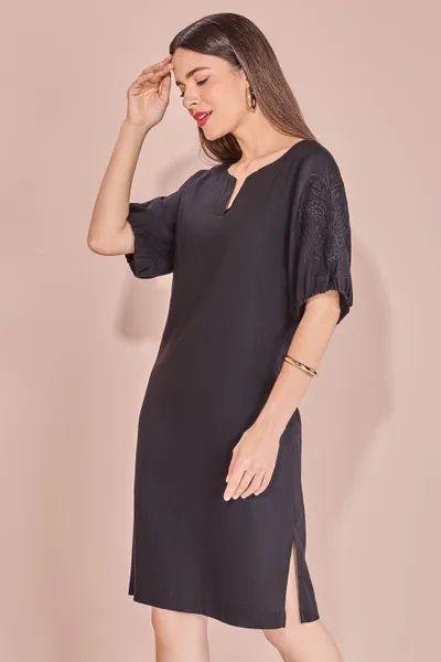 VESTIDO MANGA CURTA DECOTE REDONDO PRETO MIRA VEST