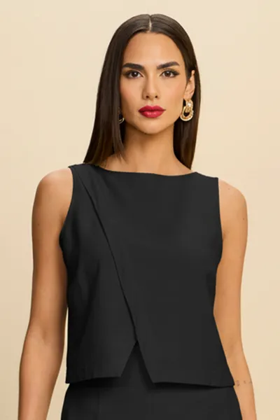 CONJUNTO CROPPED E BERMUDA EM VISCOSE SLUB MIRA VE CONJUNTO CROPPED E BERMUDA EM VISCOSE SLUB MIRA VE