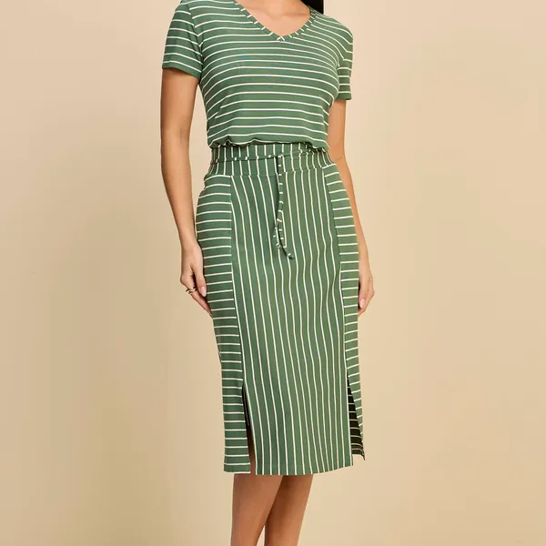 CONJUNTO LISTRADO COM CROPPED E SAIA MIDI VERDE MI