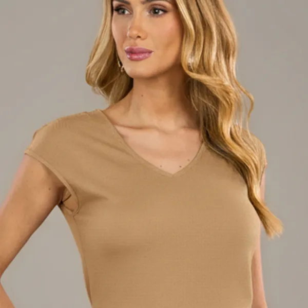 BLUSA MANGA JAPONESA DECOTE V CANELADA BEGE MIRA V