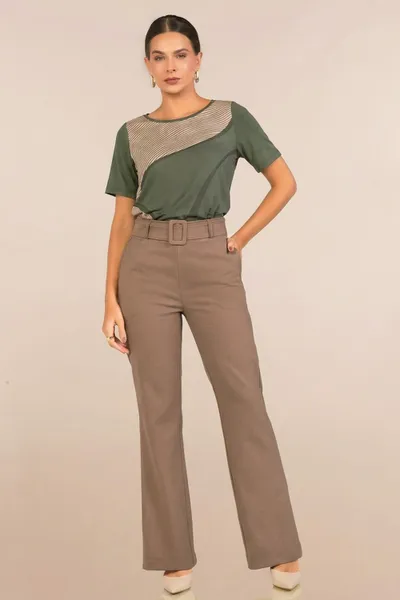 Blusa Plano Fluido Decote Canoa Oliva Mira Vest