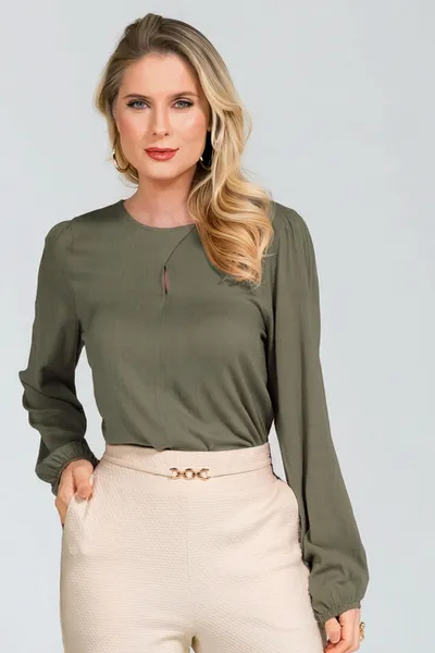Blusa Viscolinho Decote Redondo com Abertura Oliva Mira Vest