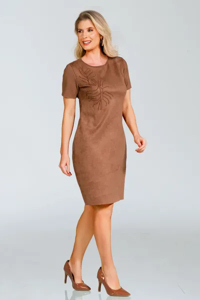 VESTIDO SUEDE COM BORDADO MARROM MIRA VEST