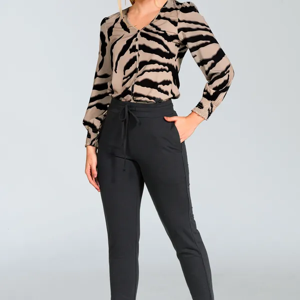 CALÇA SLIM MOLETINHO PRETO MIRA VEST