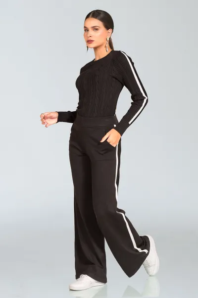 CALÇA RETA TRICÔ PRETO/OFF MIRA VEST
