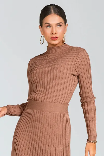CONJUNTO TRICÔ BLUSA GOLA ALTA E SAIA MIDI MOUSSE MIRA VEST CONJUNTO TRICÔ BLUSA GOLA ALTA E SAIA MIDI MOUSSE MIRA VEST