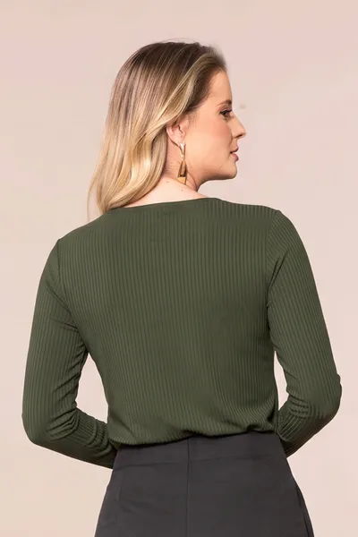 BLUSA CANELADA DECOTE V MANGA LONGA RECORTE MIRA V