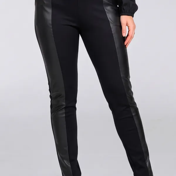 CALÇA MONTARIA EM PU PRETO MIRA VEST