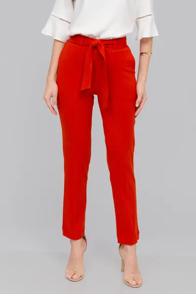 CALÇA SLIM EM PONTO ROMA COM CINTO VERMELHO MIRA V